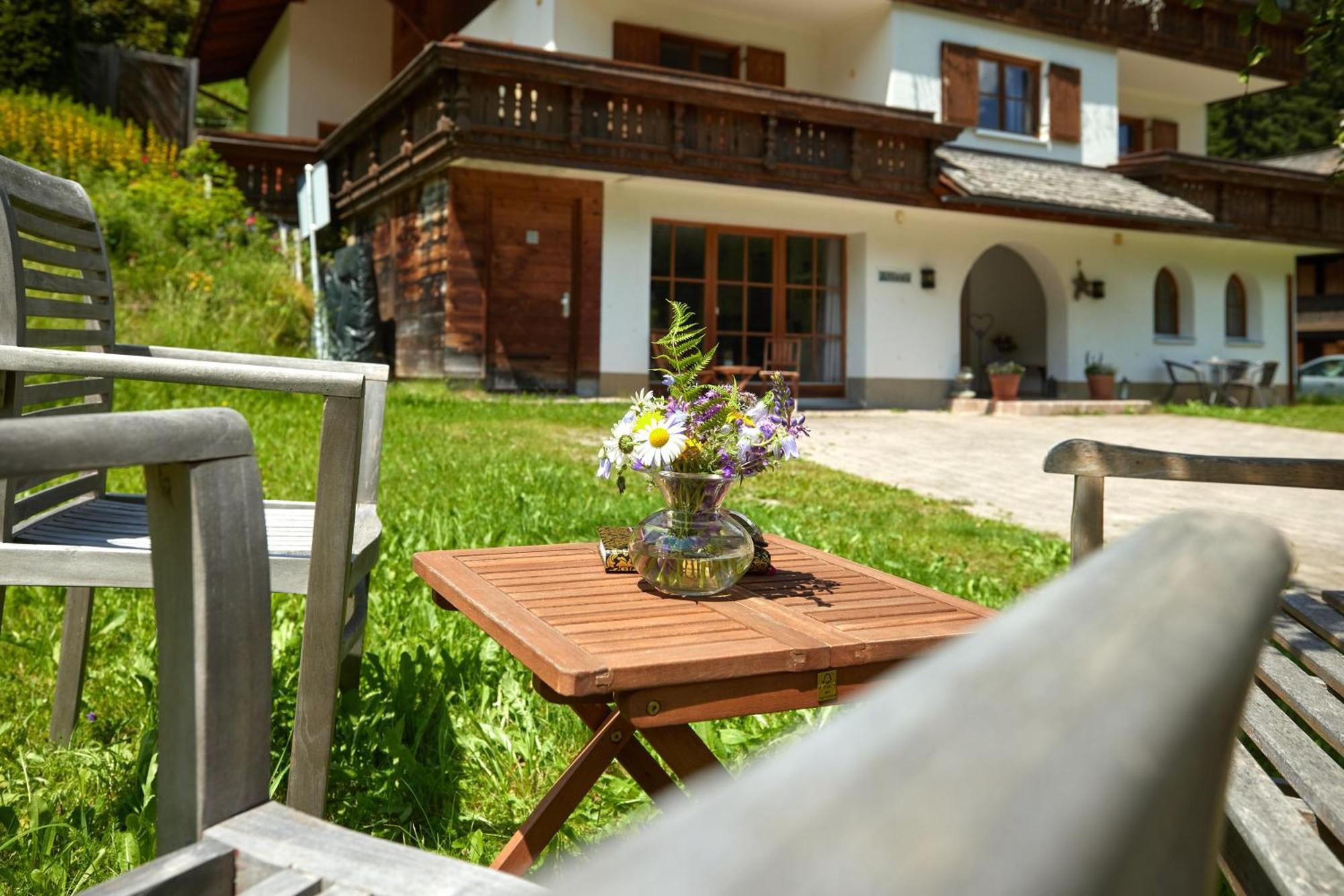 Haus Altana Apartment Gargellen Exterior photo